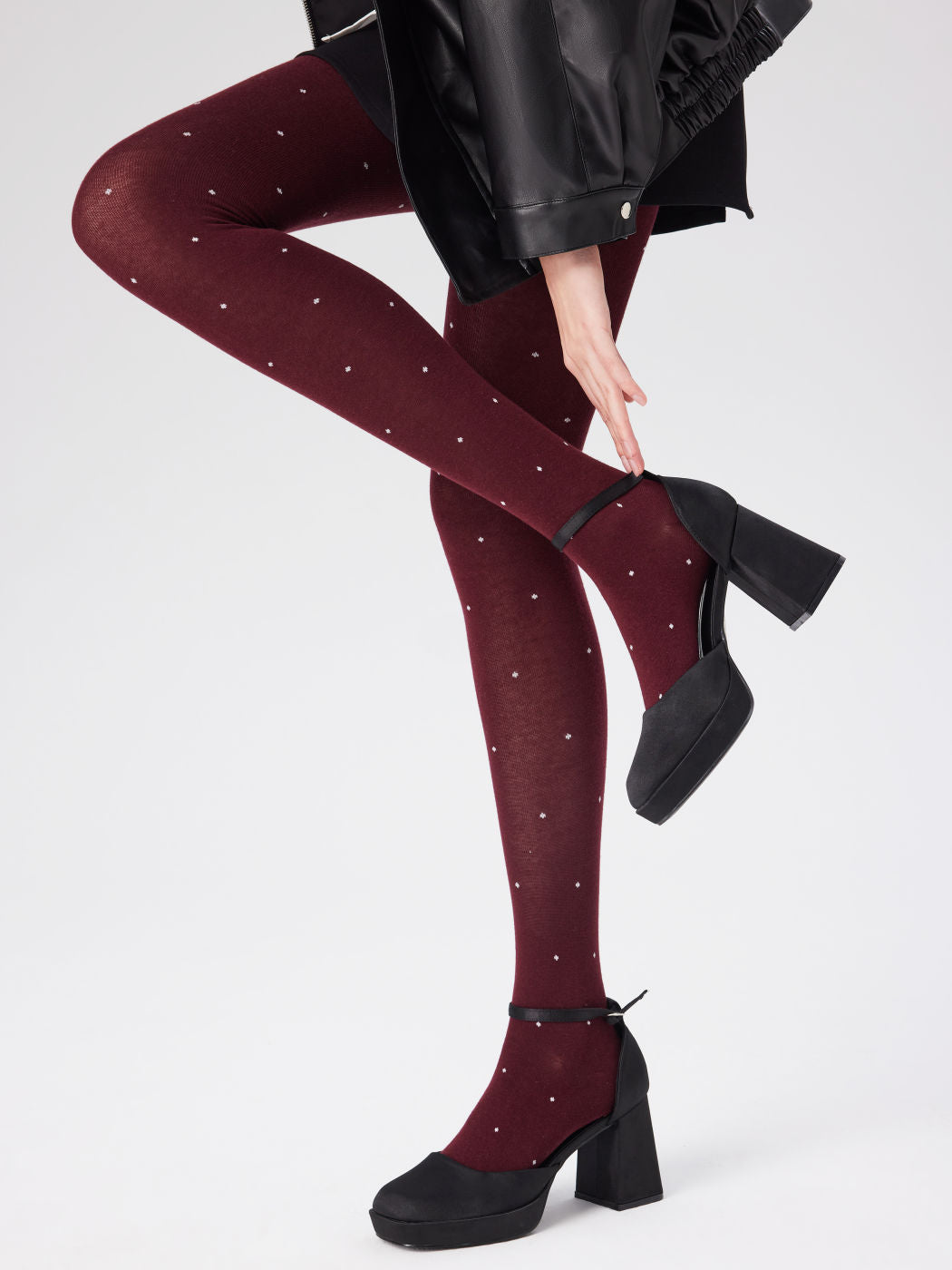 Bordo Puantiyeli Külotlu Çorap